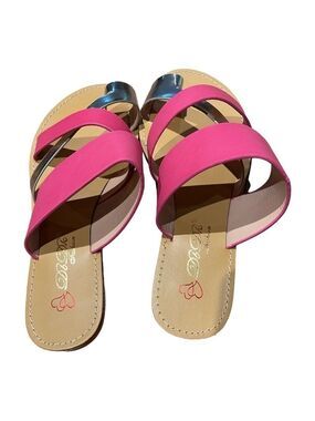 Cute Sandals Size 7